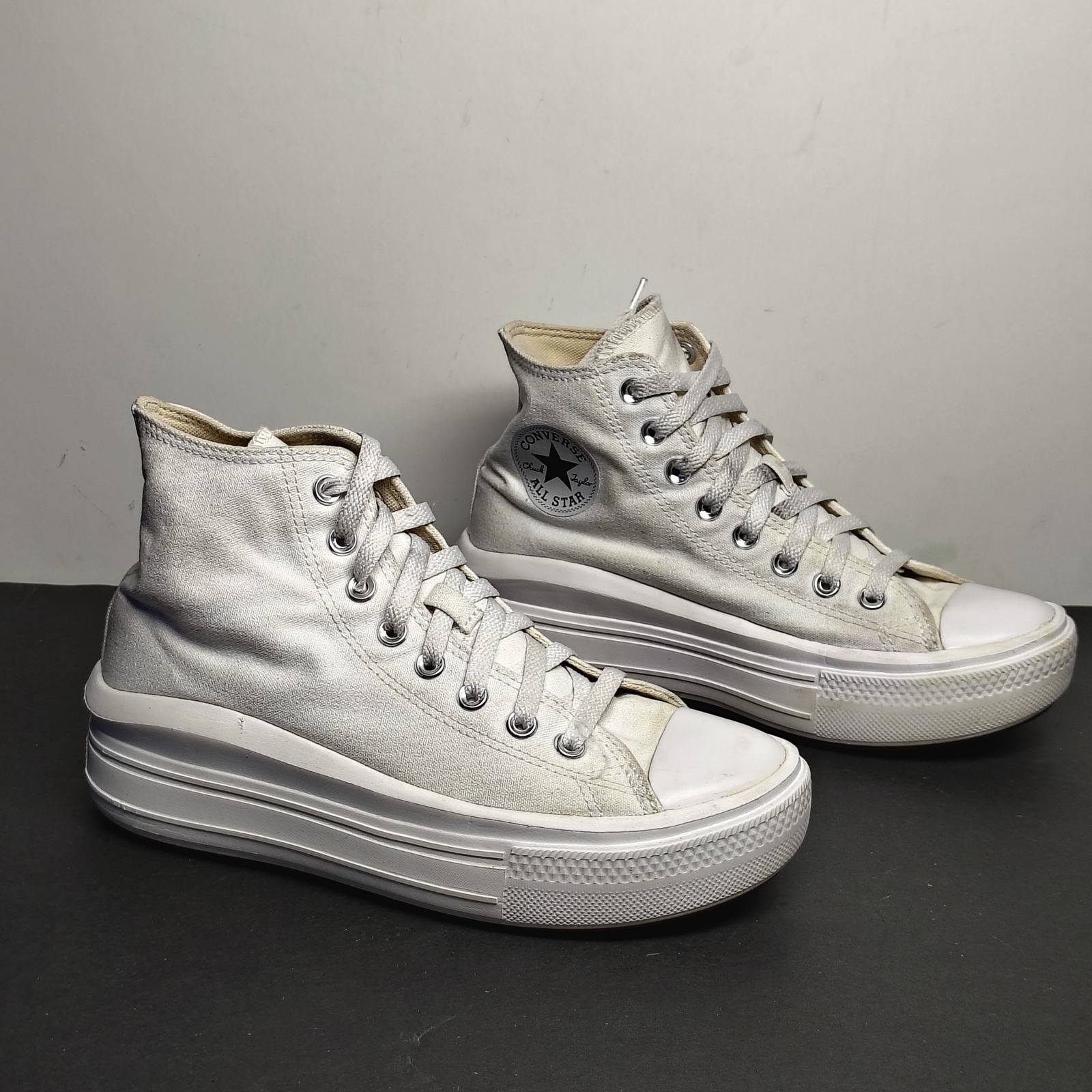 Converse Women Chuck Taylor All Star Move 9 White Canvas Platform High Top Chunk